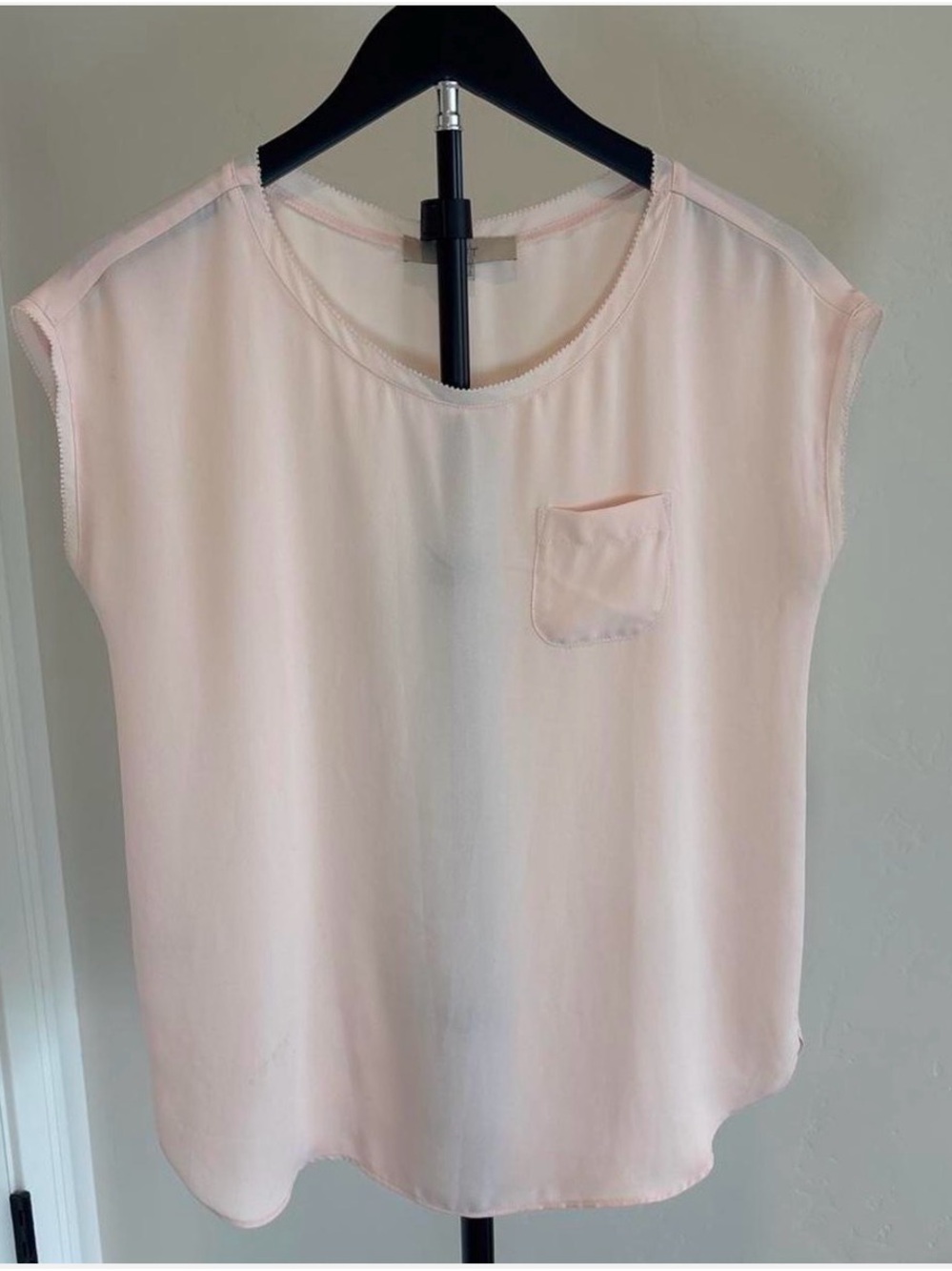 LOFT Light Peachy Pink Sleeveless Pocket Blouse